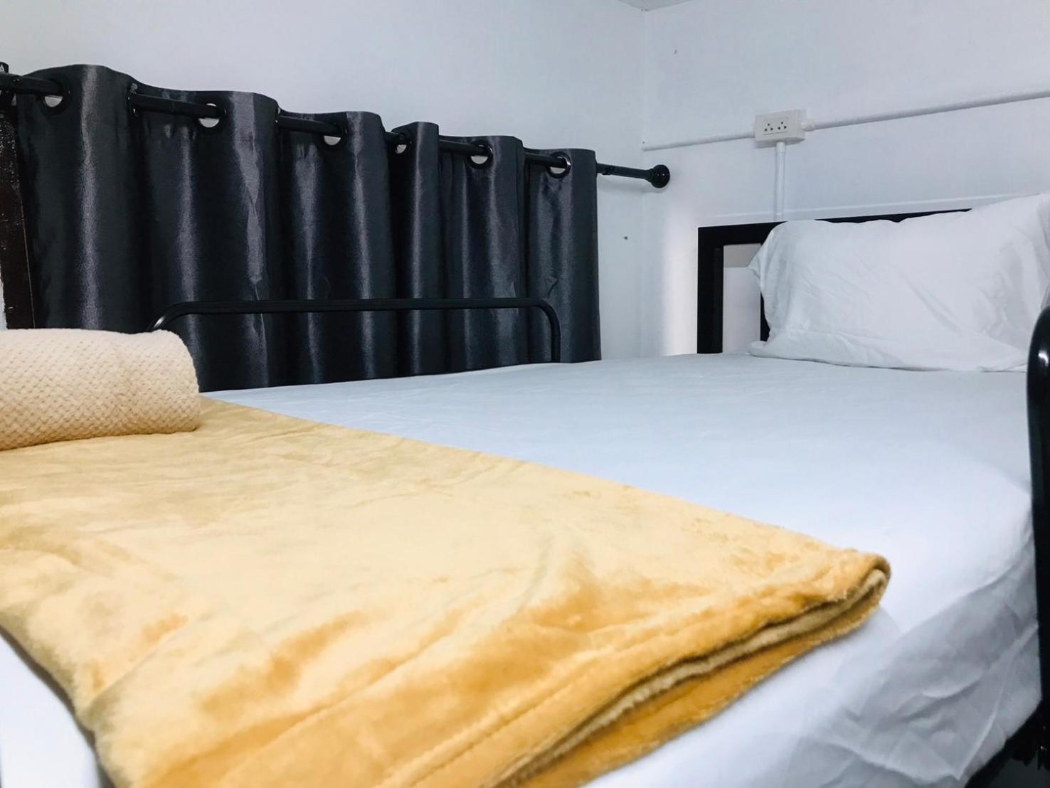 Silom Guesthouse 曼谷 外观 照片