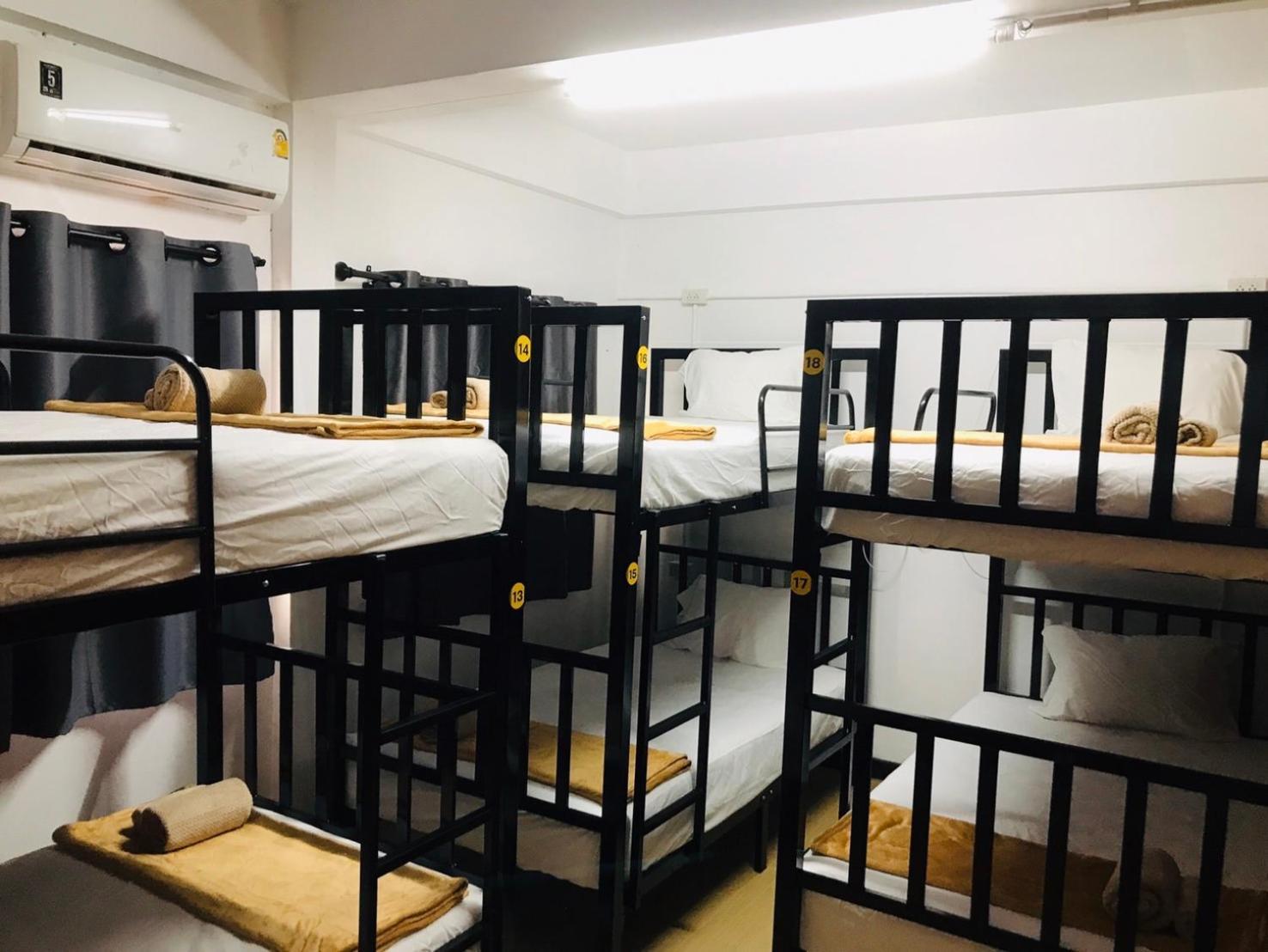 Silom Guesthouse 曼谷 外观 照片