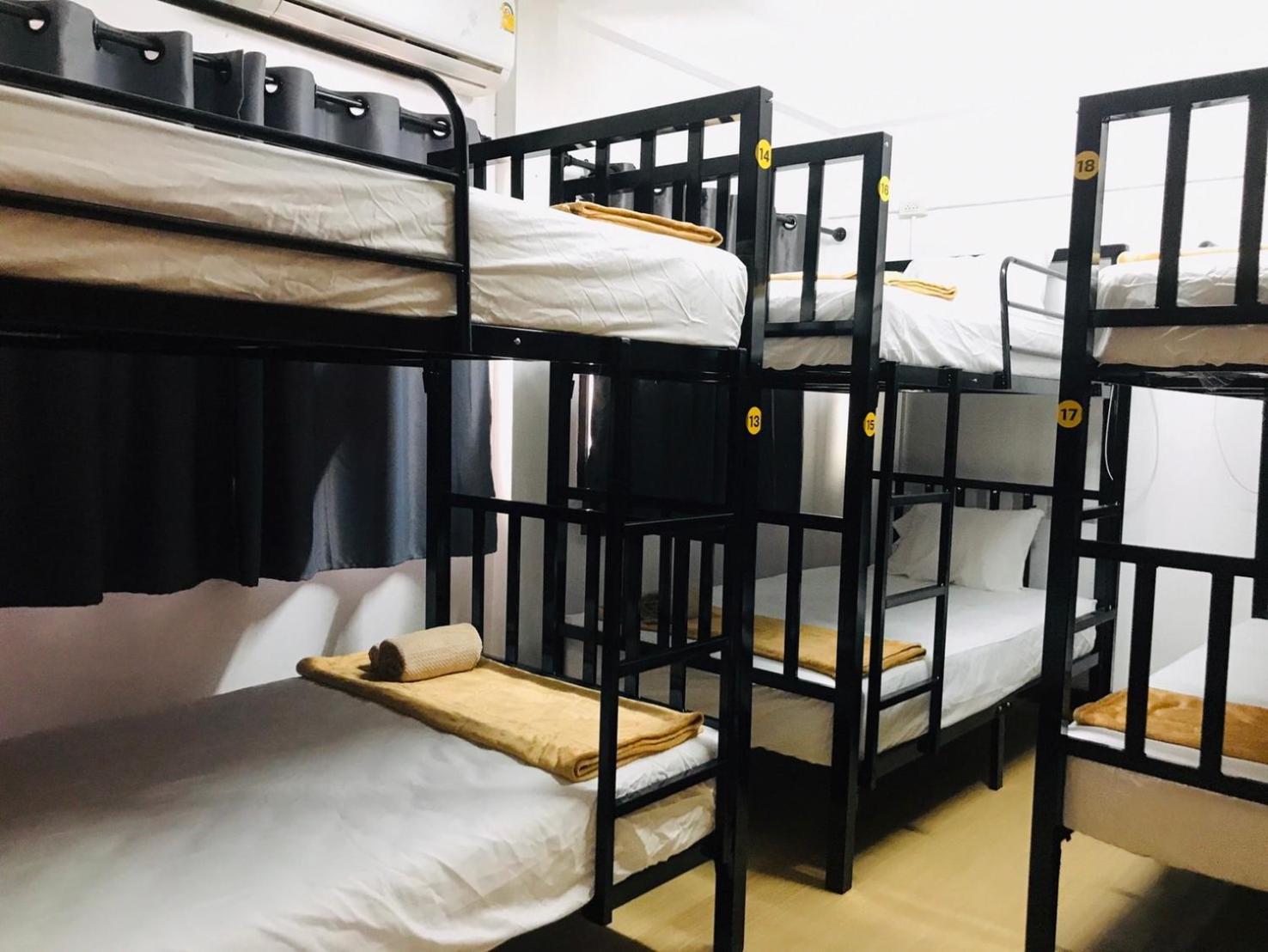 Silom Guesthouse 曼谷 外观 照片