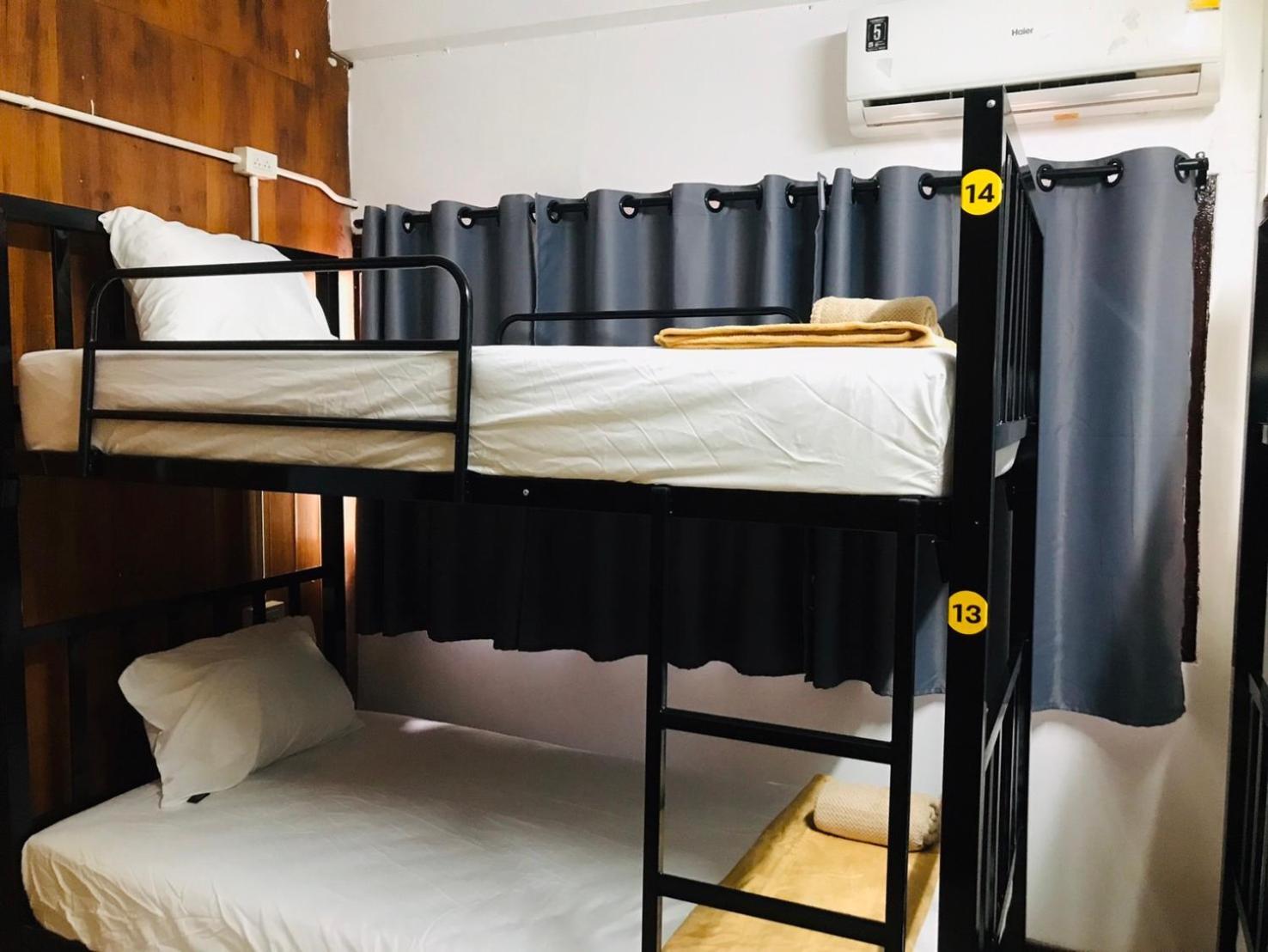 Silom Guesthouse 曼谷 外观 照片