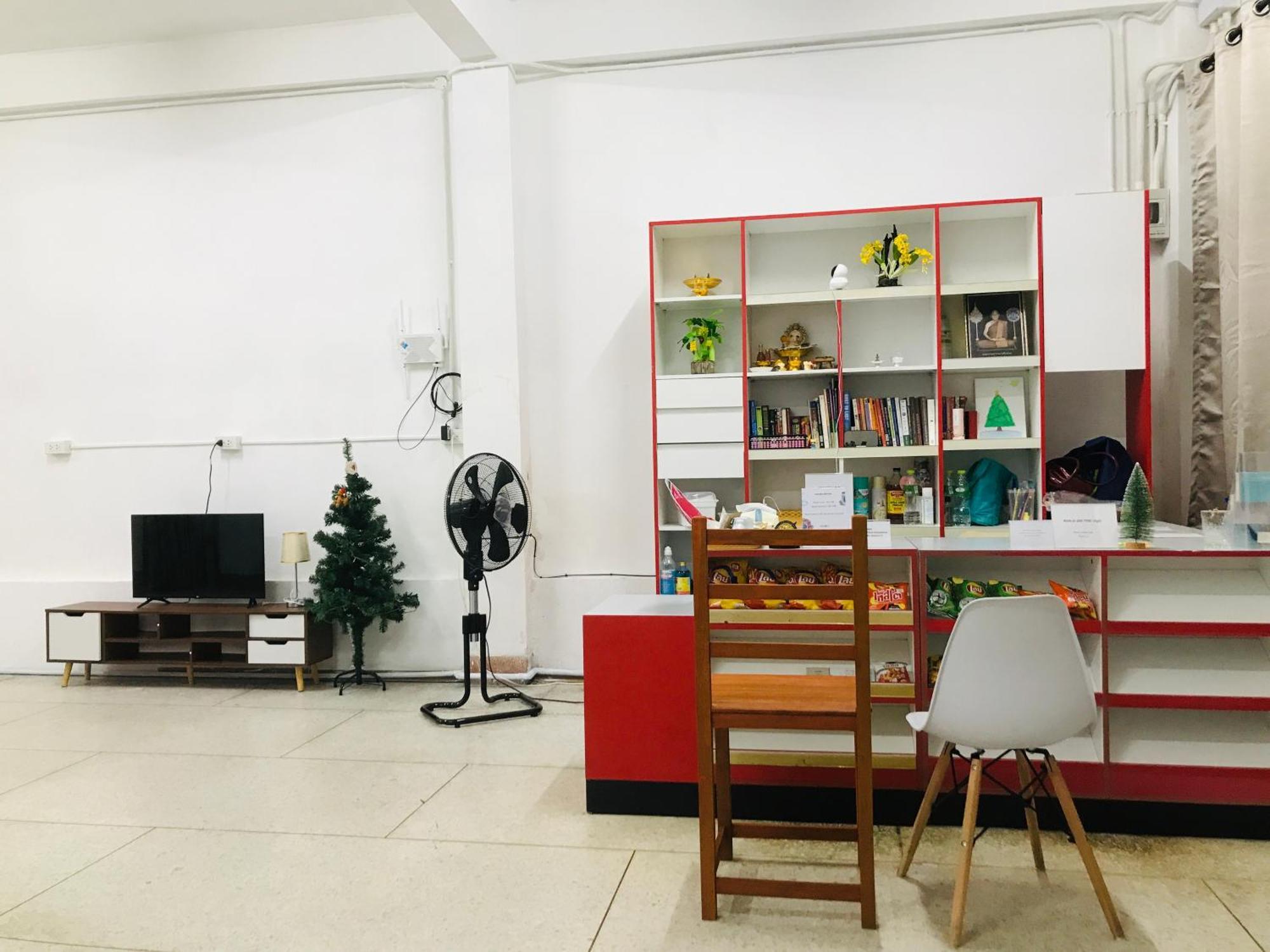 Silom Guesthouse 曼谷 外观 照片