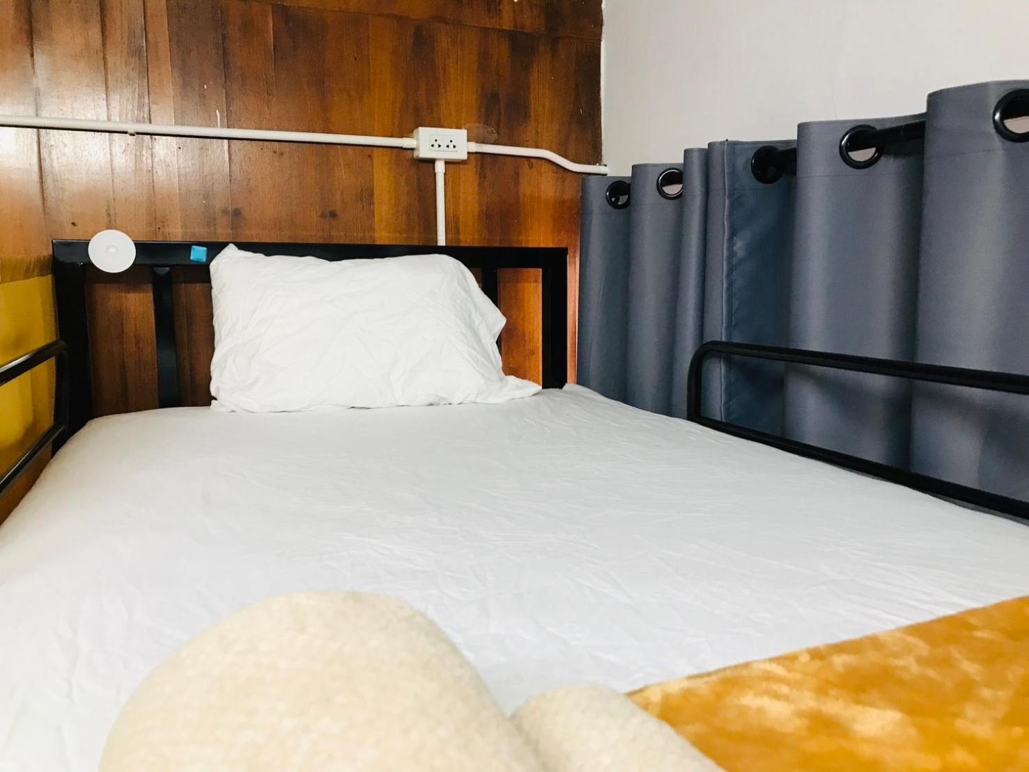 Silom Guesthouse 曼谷 外观 照片