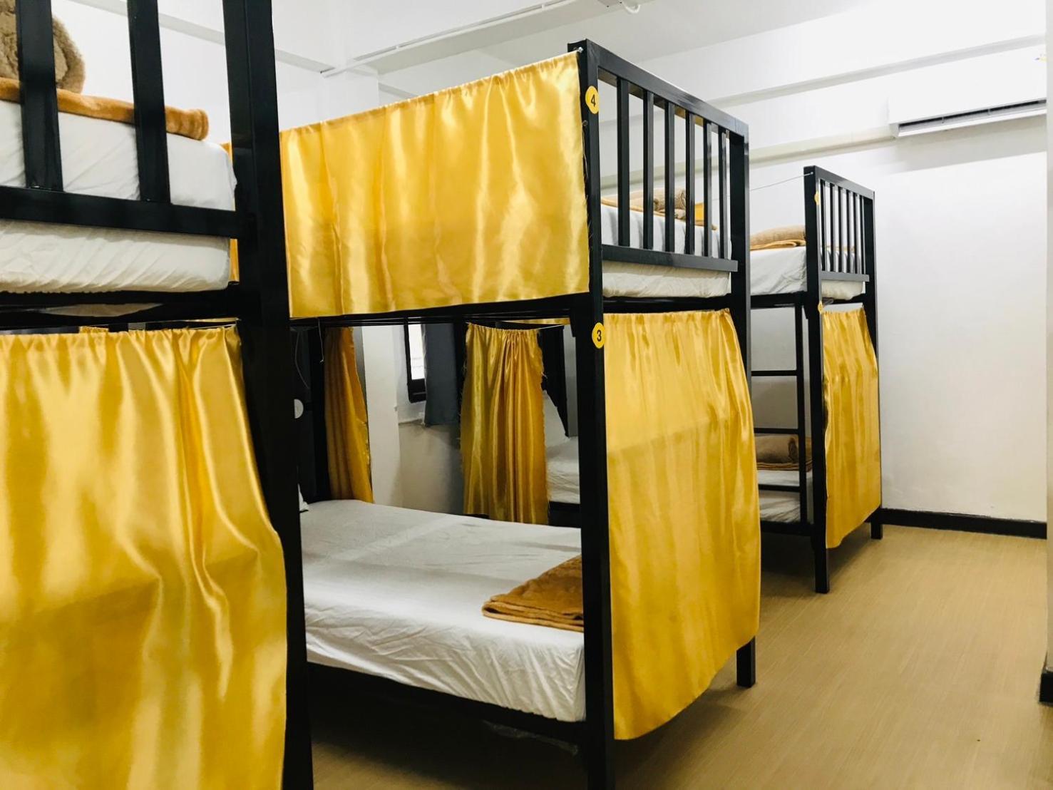 Silom Guesthouse 曼谷 外观 照片